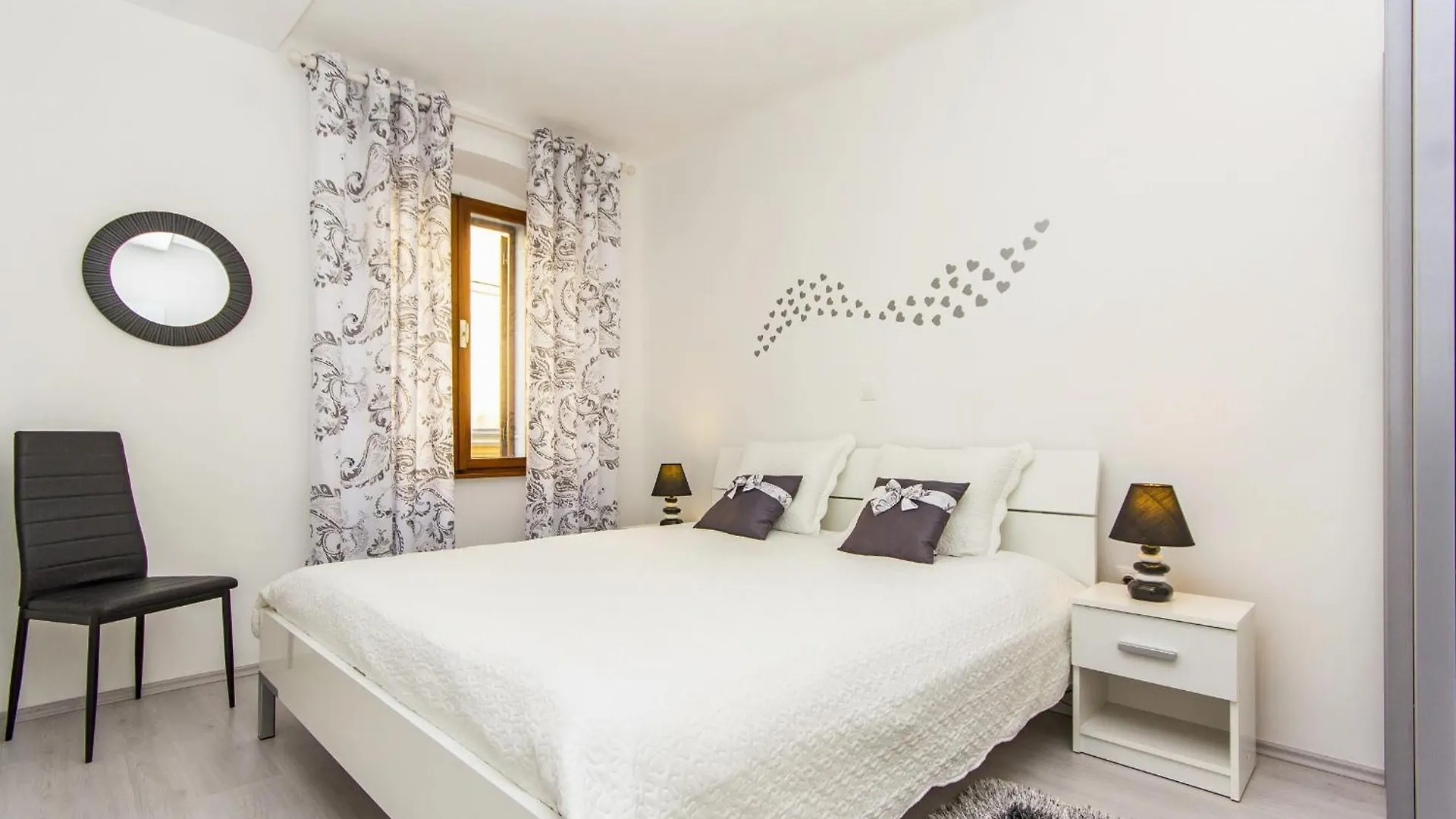 Adriatic Pearl Arena Apartment Pula Croatia