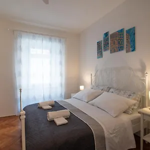 Apartamento Ttapartmani, Pula