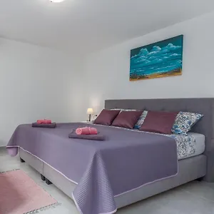 Apartamento Lacea, Pula