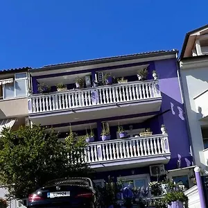 Mira Pula